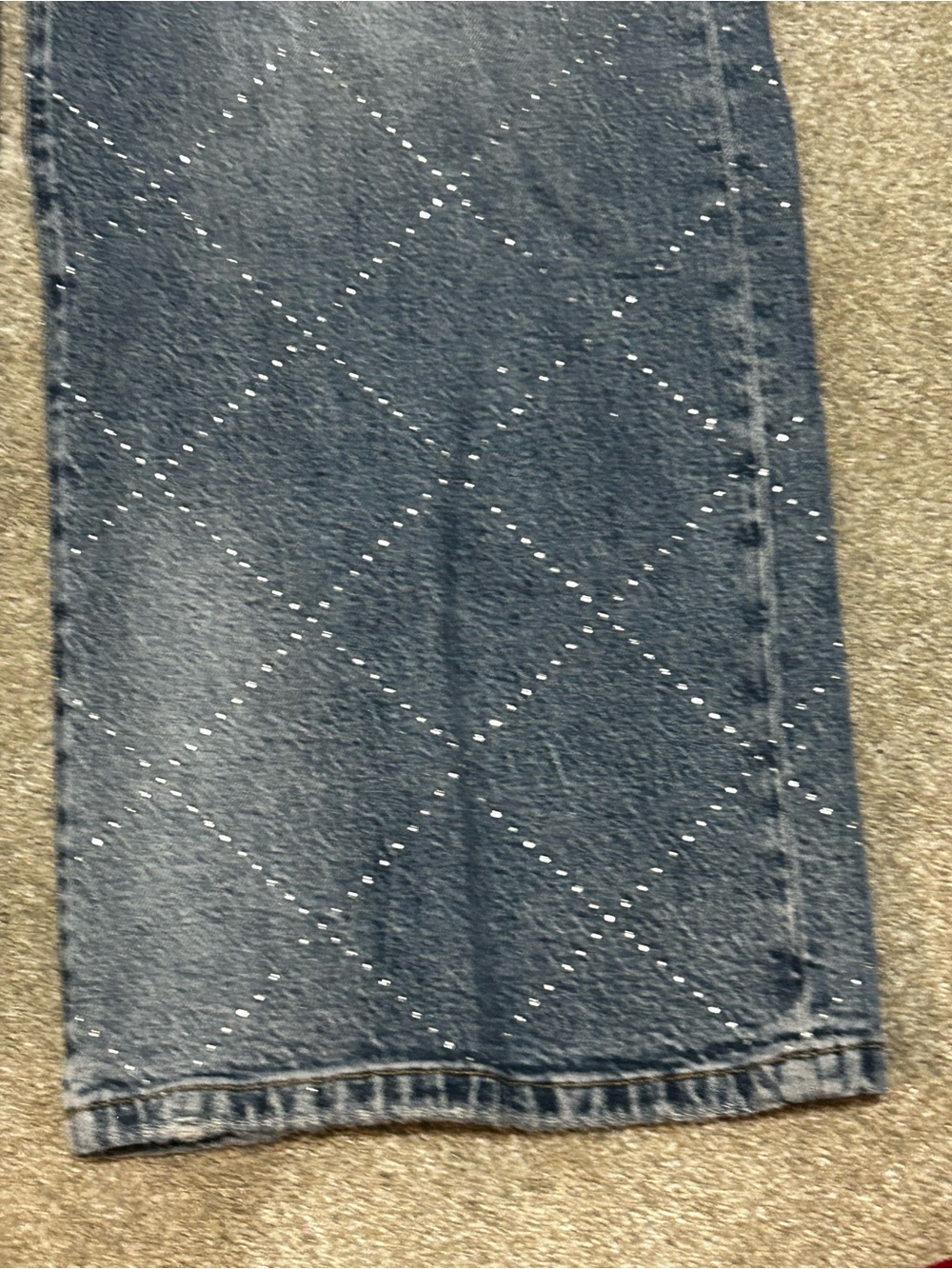 Good American Good Ease Rhinestone Argyle Relaxed Jeans Size 4/27 - Picture 4 of 9